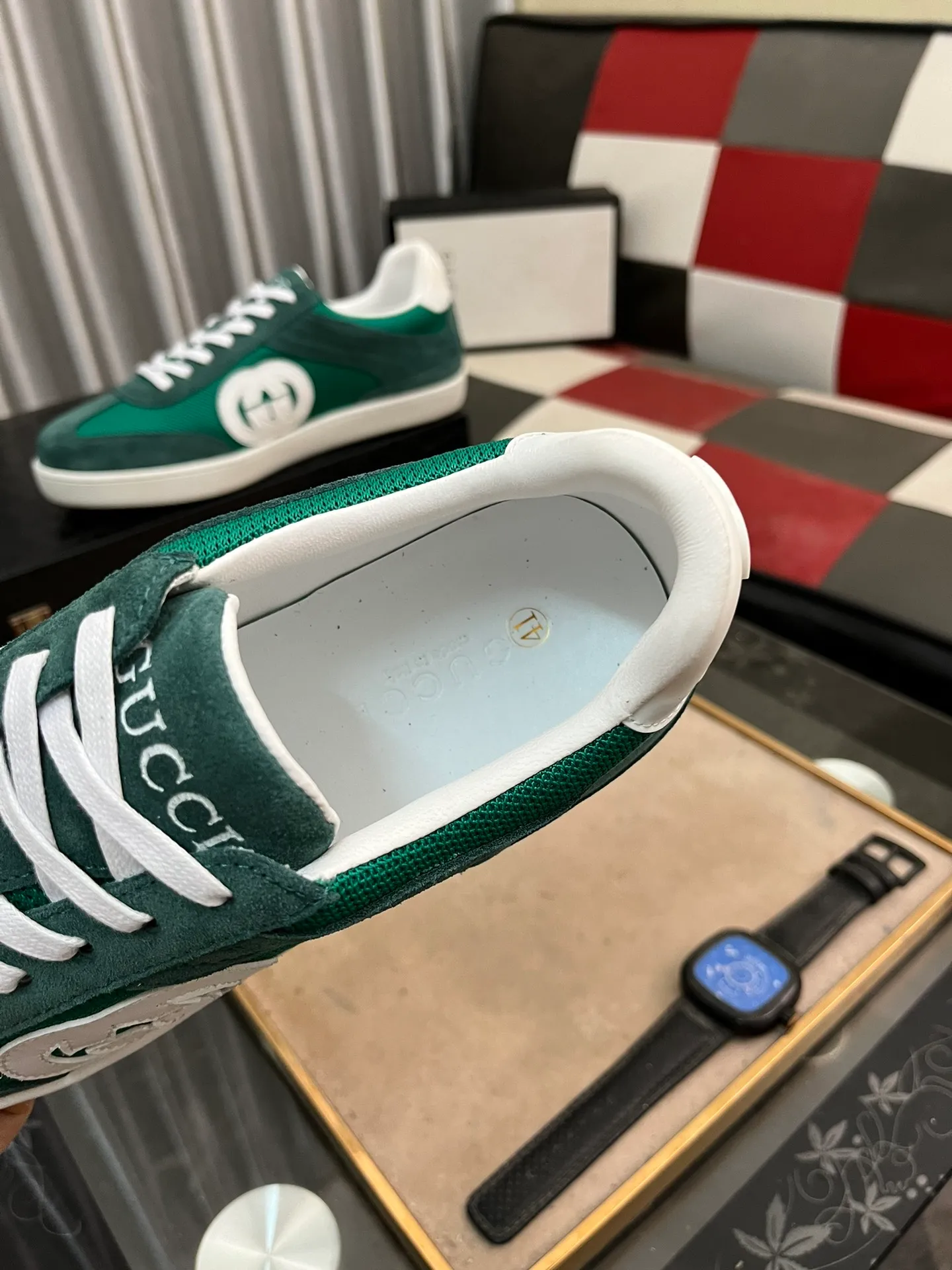 Men's shoes💰380⌚️⌚️[GUCCI] Gucci men's casual shoes are absolutely popular🔥The ultimate matching item for trendy men! The charm of super texture is irresistible, the main recommendation, the flower leather color is bright! The upper is made of high-quality cowhide + brand printed fabric, sheepskin feet, wear-resistant rubber sole, noble and elegant! Extremely comfortable🎁🎁You can be as handsome as you want💪 38-447️⃣colors available